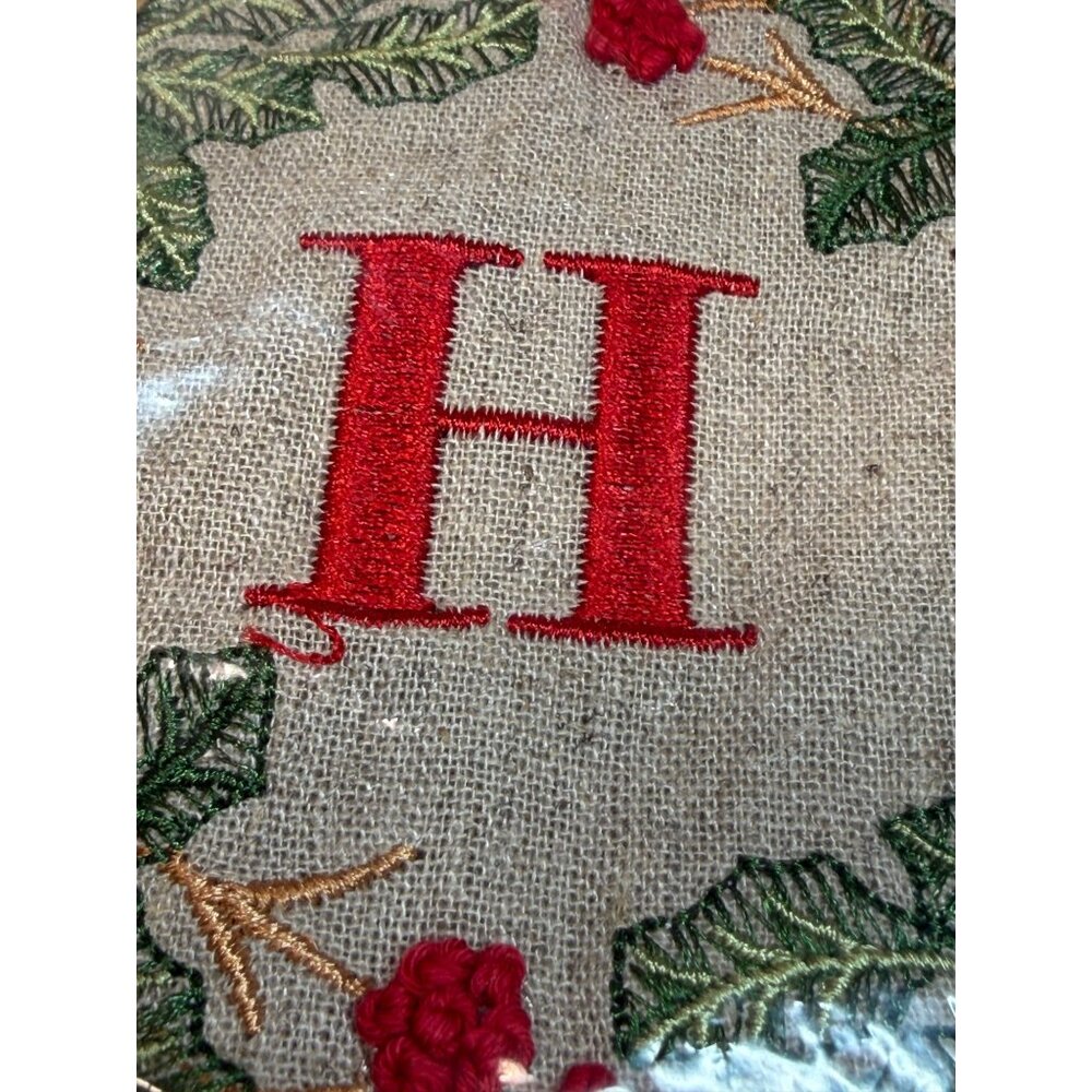 Mud Pie set of 2 initial H embroidered Christmas holly wreath French knot towel - Picture 4 of 9